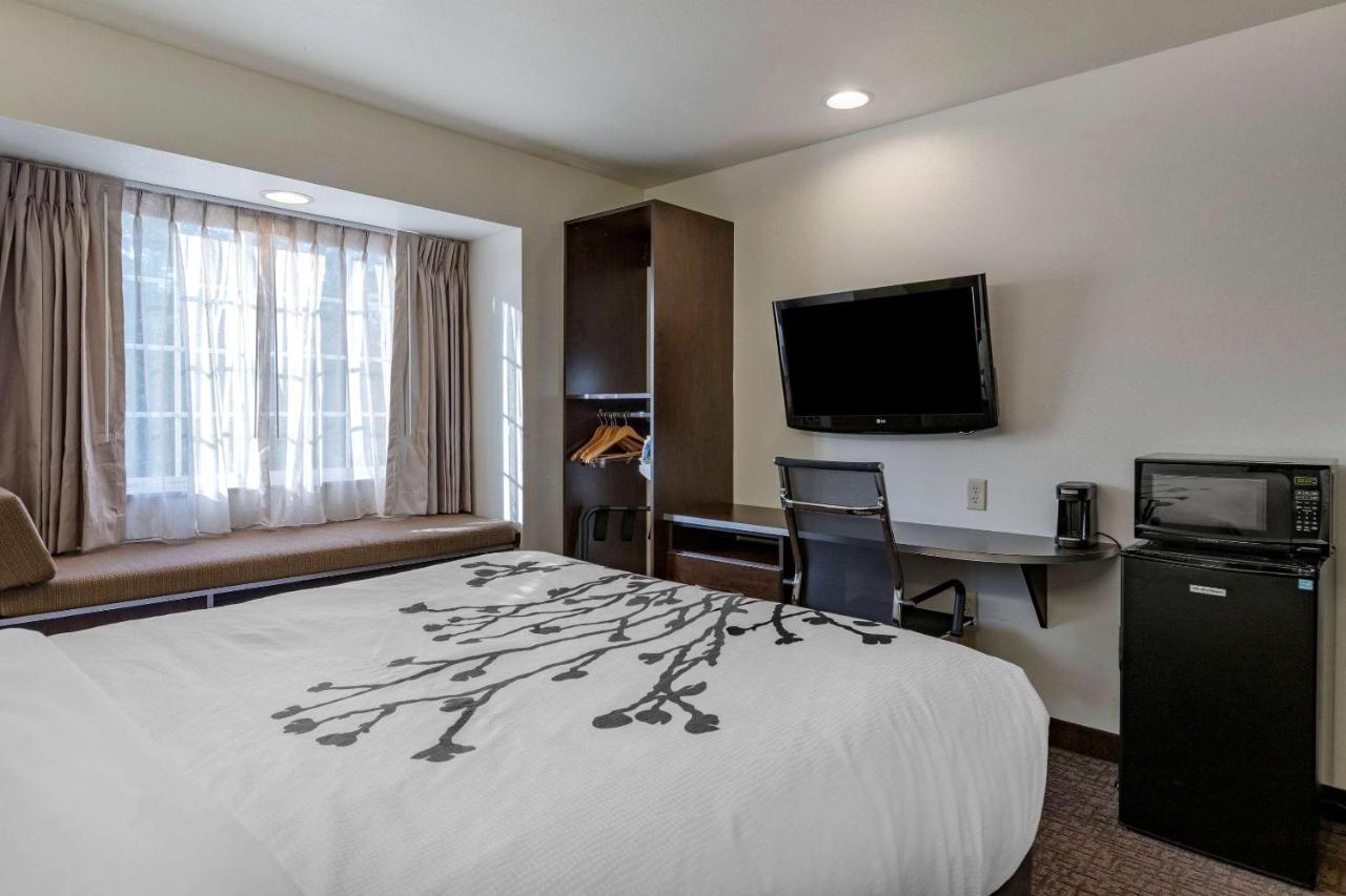 Sleep Inn & Suites Kalamazoo Bagian luar foto