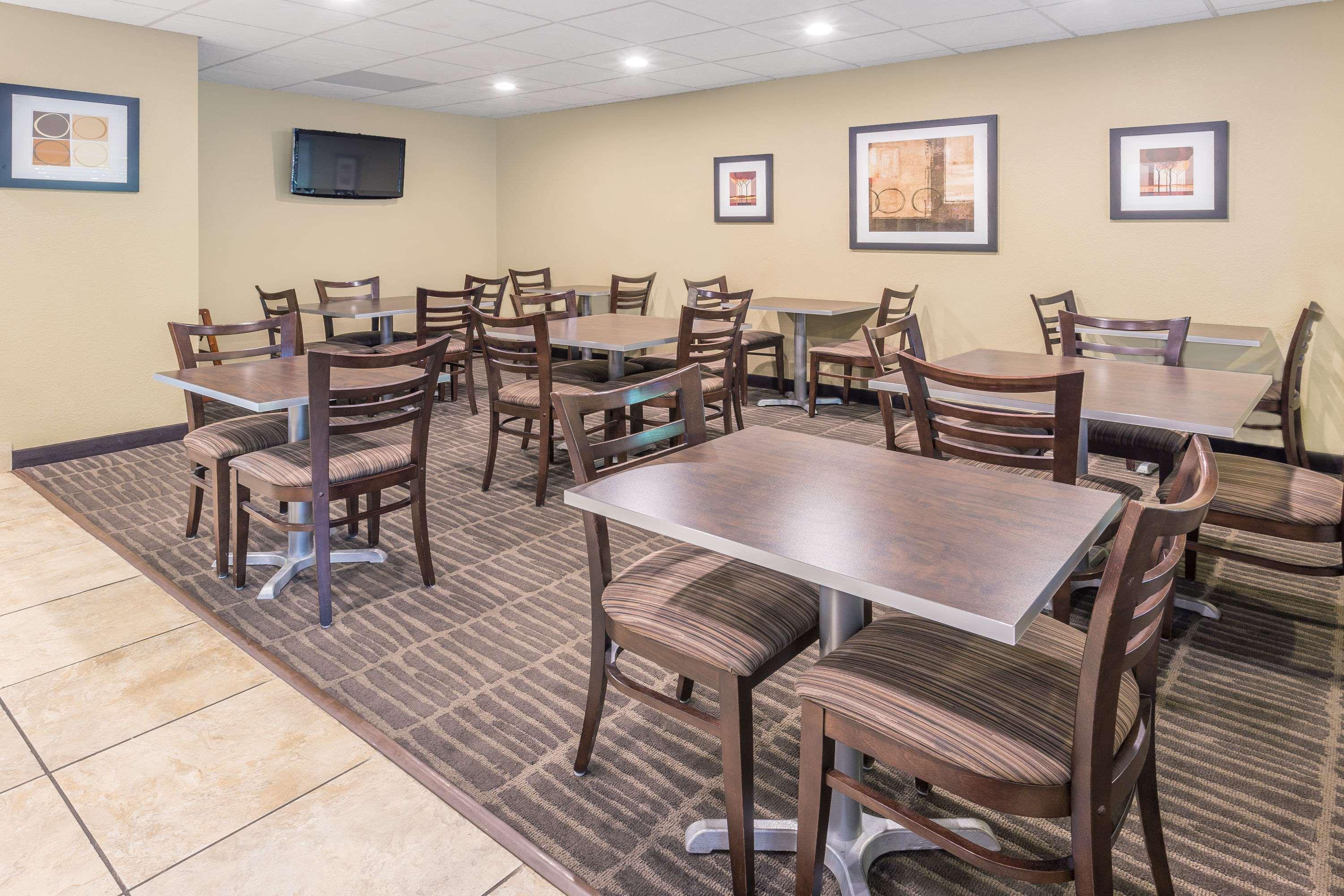 Sleep Inn & Suites Kalamazoo Bagian luar foto