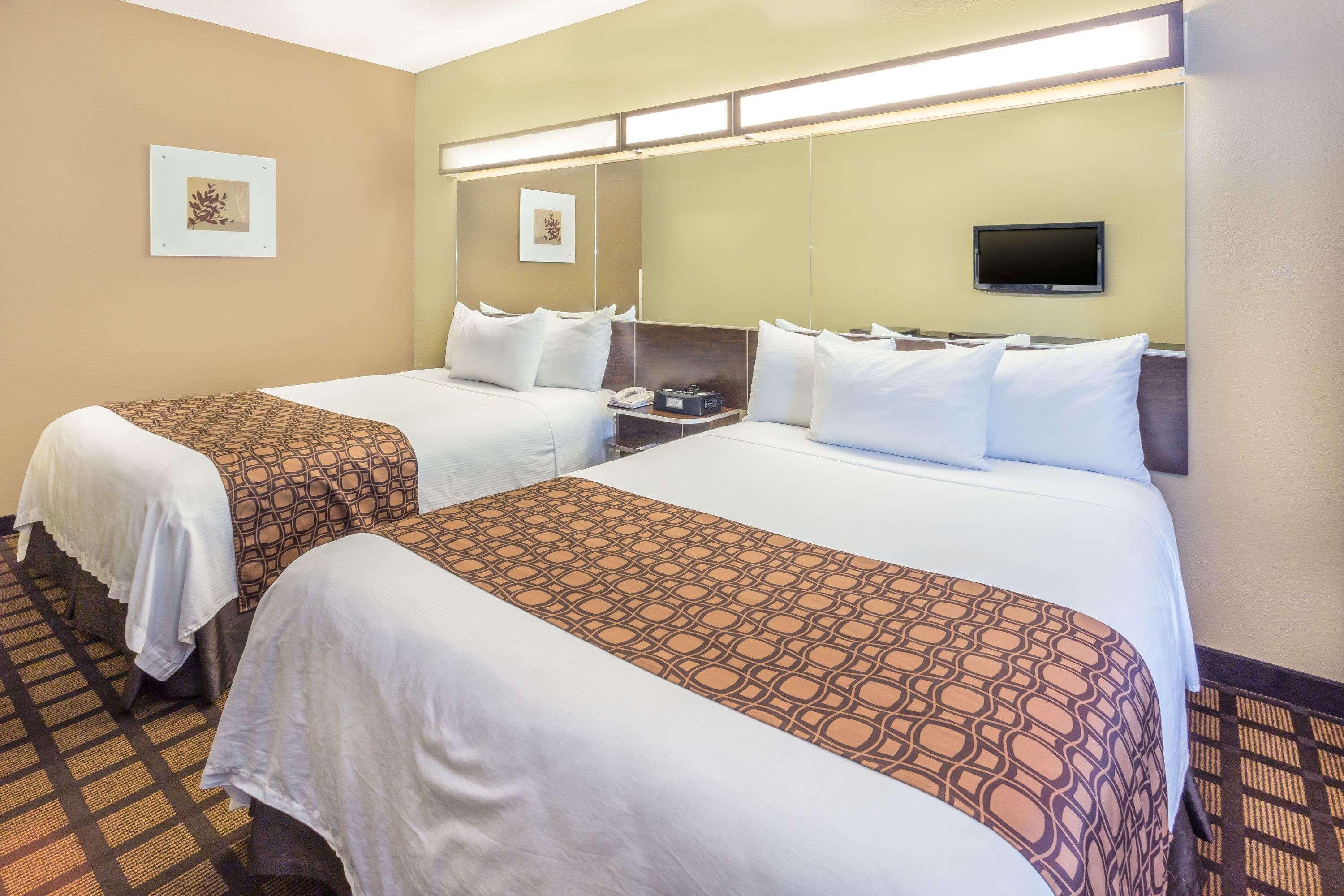 Sleep Inn & Suites Kalamazoo Bagian luar foto