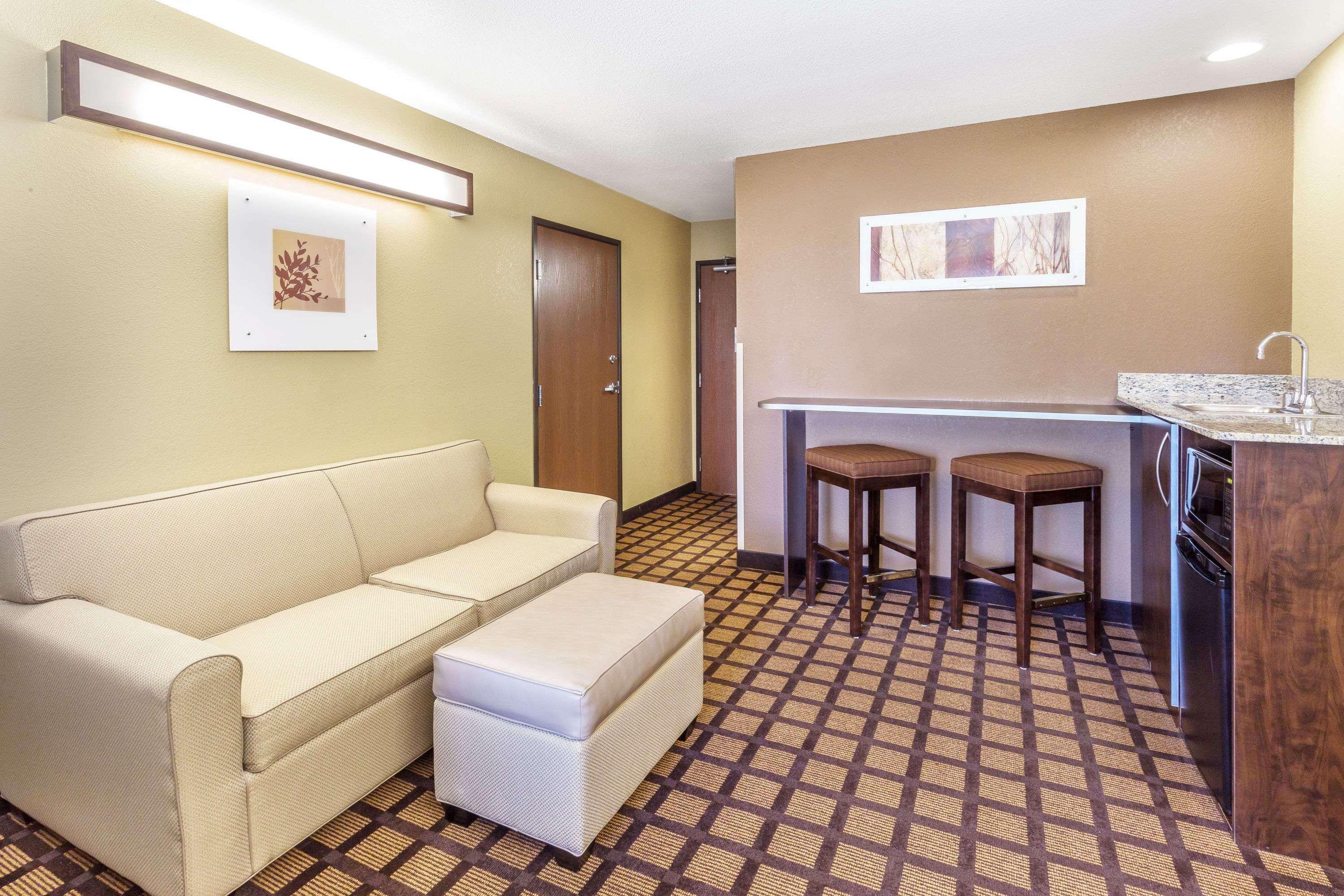 Sleep Inn & Suites Kalamazoo Bagian luar foto